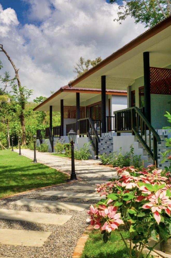 Seaside Sanctuary Bungalows 란타섬 외부 사진